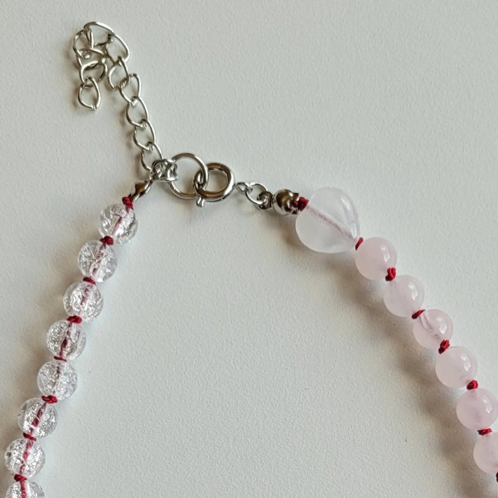 Choker Necklace Rose & Clear Quartz w/ Heart Gemstone Knotted Silk Rocktula NWT - Picture 2 of 3